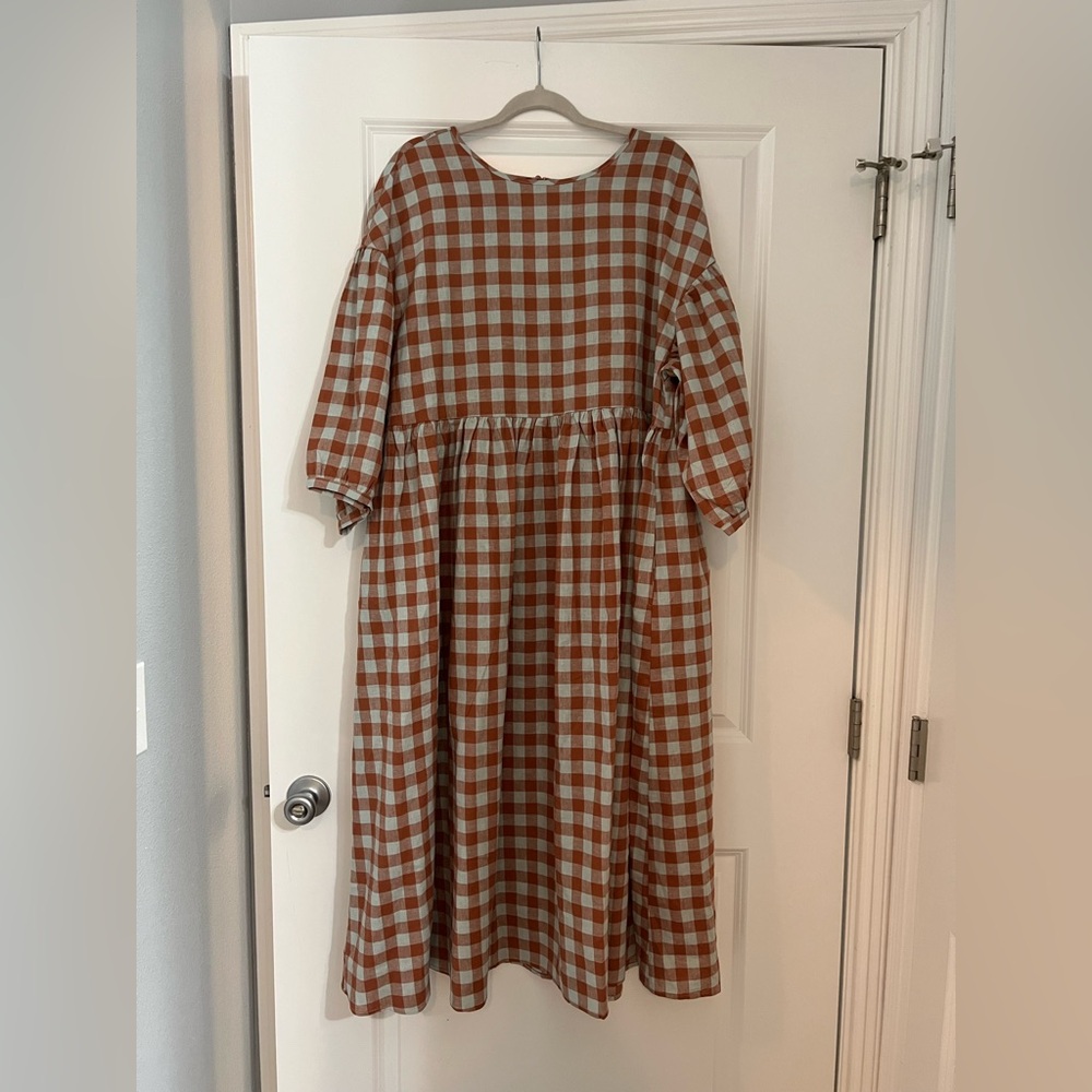 Tradlands dress - Picture 2 of 3